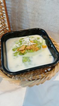 Chè Cốm Sen Dừa